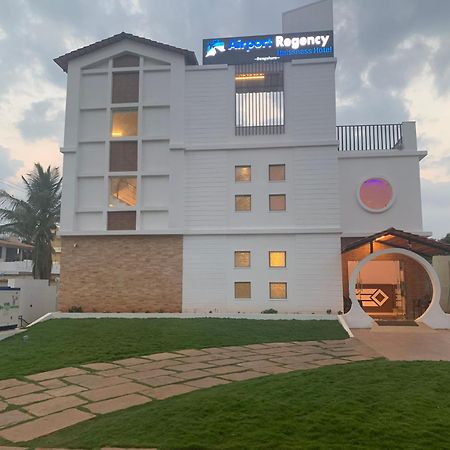 Airport Regency Hotel Devanahalli Buitenkant foto