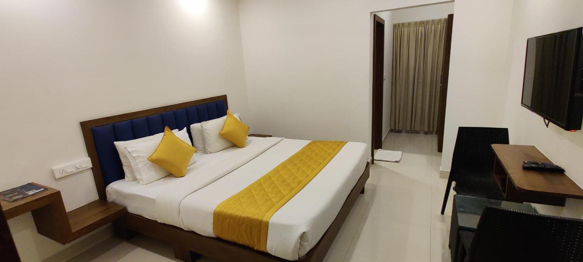 Airport Regency Hotel Devanahalli Buitenkant foto