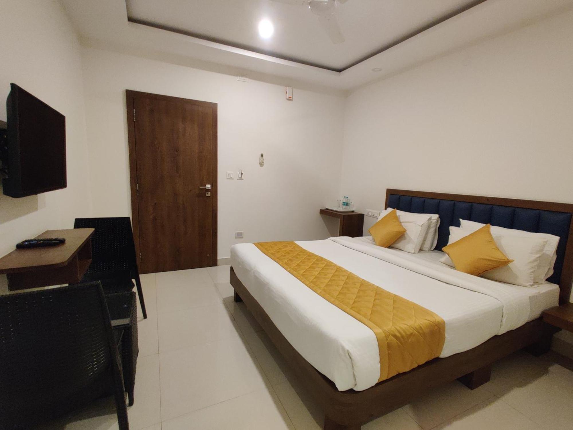 Airport Regency Hotel Devanahalli Buitenkant foto